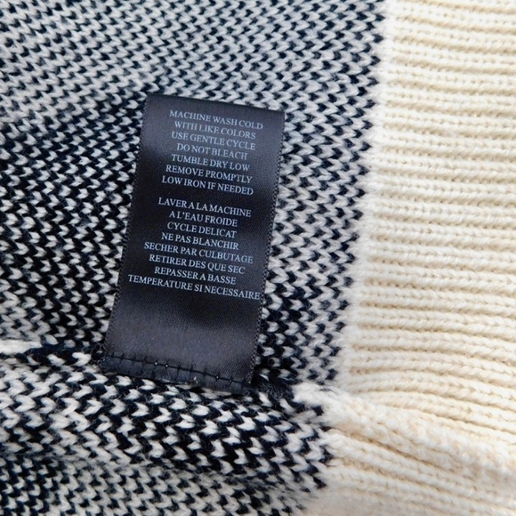 BLANK NYC Aztec Print Longline Cardigan Sweater Ivory Black Knit Tribal Small - Picture 13 of 14